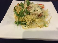 -Neary Khmer Restaurant
