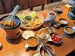 -包整·丝娃娃(一览甲秀楼风景店)