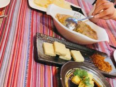 -香巴拉云南餐厅(华莱坞店)