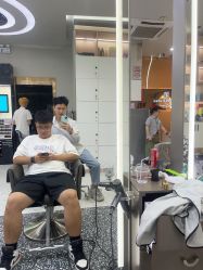 -苏豪路易士·嘉玛发廊
