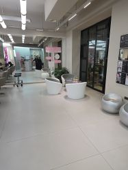 -Z.X HAIR SALON张新美业