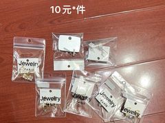 -上海城隍庙福佑门小商品批发市场