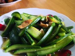 -南汇老顾农家乐采摘大团水蜜桃采摘店