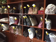 -革瑞斯奢侈品包包护理(温哥华店)