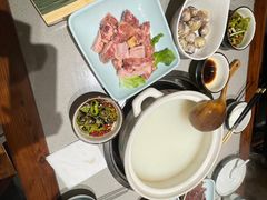 -四点金粥底火锅(沂州里店)