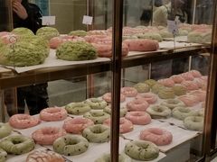 面包甜点陈列柜-奈雪的茶(新天地广场PRO店)