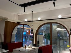 -阿妮叶李(光谷世界城店)