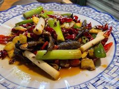 爆炒土鳝鱼-百年粉蒸牛肉