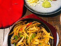 墨西哥牛肉铁板-Cactus墨西哥仙人掌餐厅