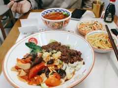 -初晋·山西地道刀削面.晋北莜面香(星耀城店)