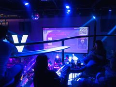二层吧台-vimi便利店酒吧