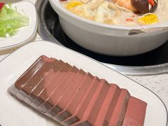 -三人行骨头王火锅(长寿店)