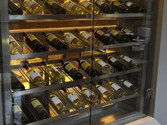 面包甜点陈列柜-拾溪餐厅·包厢(杭州千禧度假酒店)