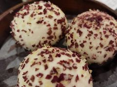 七彩燕麦流沙包-金翠河烧鹅餐厅(北城天街店)