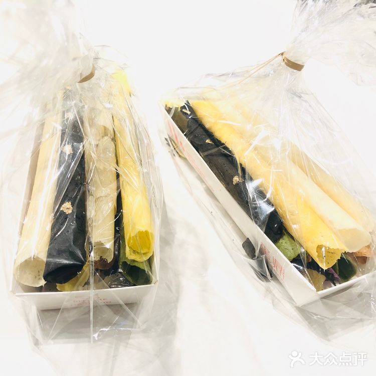 不容错过^_^ 服务员很是热情，耐心地向我介绍