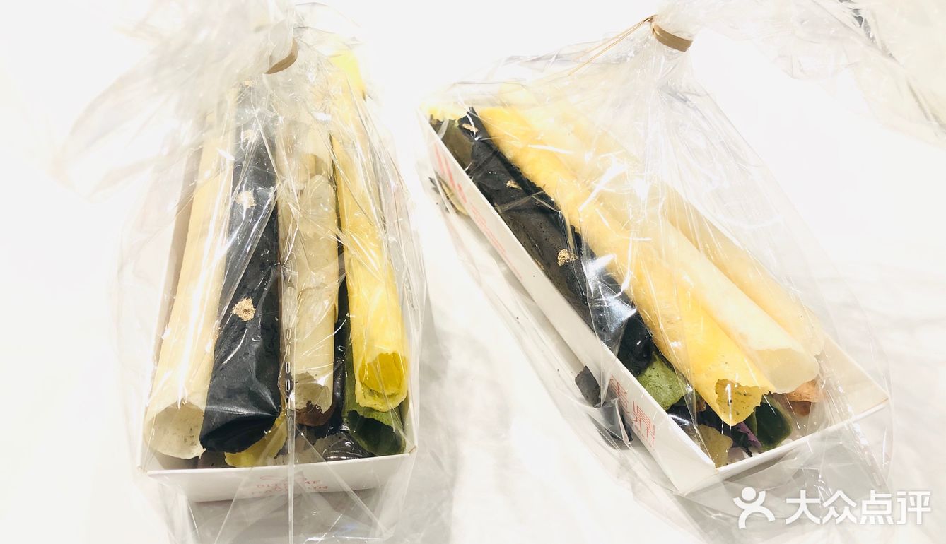 不容错过^_^ 服务员很是热情，耐心地向我介绍