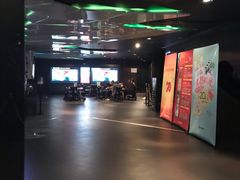 等候区-博纳UA影城(KK Mall IMAX店)