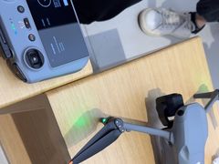 -DJI大疆(深圳华强北曼哈授权体验店)