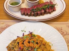 -Mark&Mars Restaurant