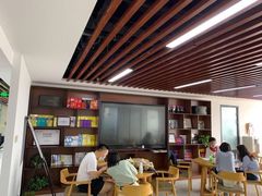 -新航道雅思托福·留学·考研培训(人民广场校区)