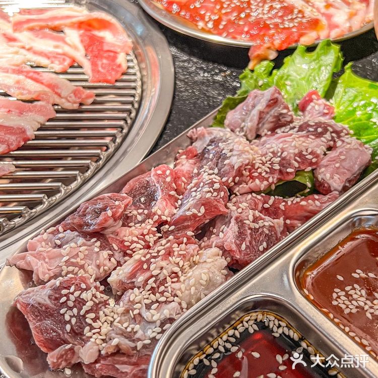 南京巷子美食|超正宗的炭火烤肉🥩