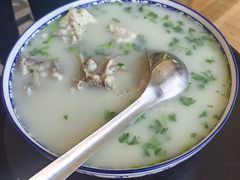 -美顺香食府鱼头老店(雪野湖店)