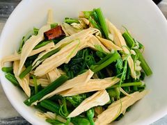 腐竹丝瓜尖-砂锅居(西四店)