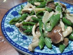 炒香菌-迎懿餐厅