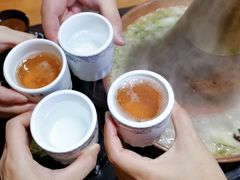 -果松木炭酸菜铜火锅·外婆参鸡汤