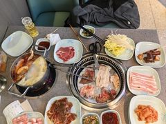 -金滏山烤肉·海鲜·火锅自助餐厅(襄阳万达店)