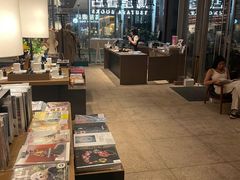 -茑屋书店(天目里店)