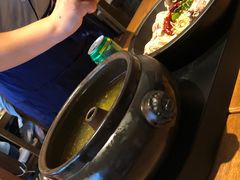 -云海肴·汽锅鸡·云南菜(天山百盛优客店)