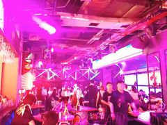 -UP嘻哈酒吧(粉巢店)