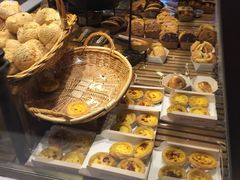 -巴黎贝甜(大宁国际商业广场店)
