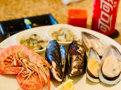 -怡咖啡海鲜自助餐厅(浦东香格里拉店)