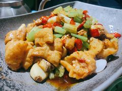 干锅肥肠-老妈私房鱼头(欧洲城店)