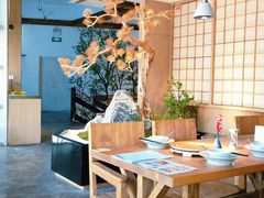 -蜜桃餐厅·伴山(湖滨商业街店)