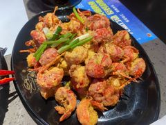 咸蛋黄焗虾球-一棠龙虾(徐家汇城开YOYO店)