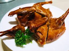 脆皮乳鸽-海逸海鲜酒家(古北店)