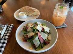-ROAST coffee & eatery