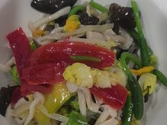 -香山湖渔家大院