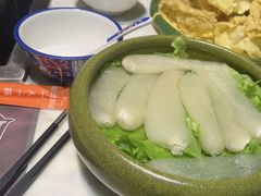 -尚尚仙·酸汤猪手·猪肚鸡火锅(华联万柳购物中心店)