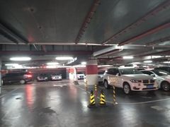 -日月光中心-停车场