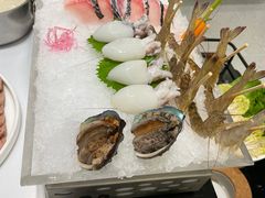 -红鼎豆捞·非遗鲍皇汤火锅(宝丰路店)