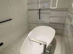 -大连星海皇冠假日酒店