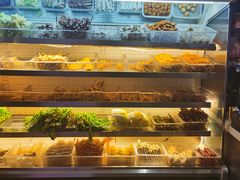 -万记麻辣烫国展总店