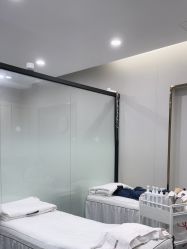 -苗方清颜专业祛痘·皮肤管理