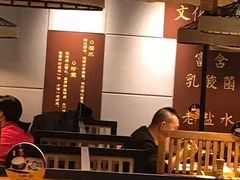 大堂-九锅一堂酸菜鱼(万达广场店)