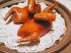 -炆艺乳鸽·煲仔饭大排档(望京来广营店)