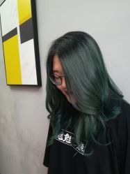 -变画·发型STUDIO